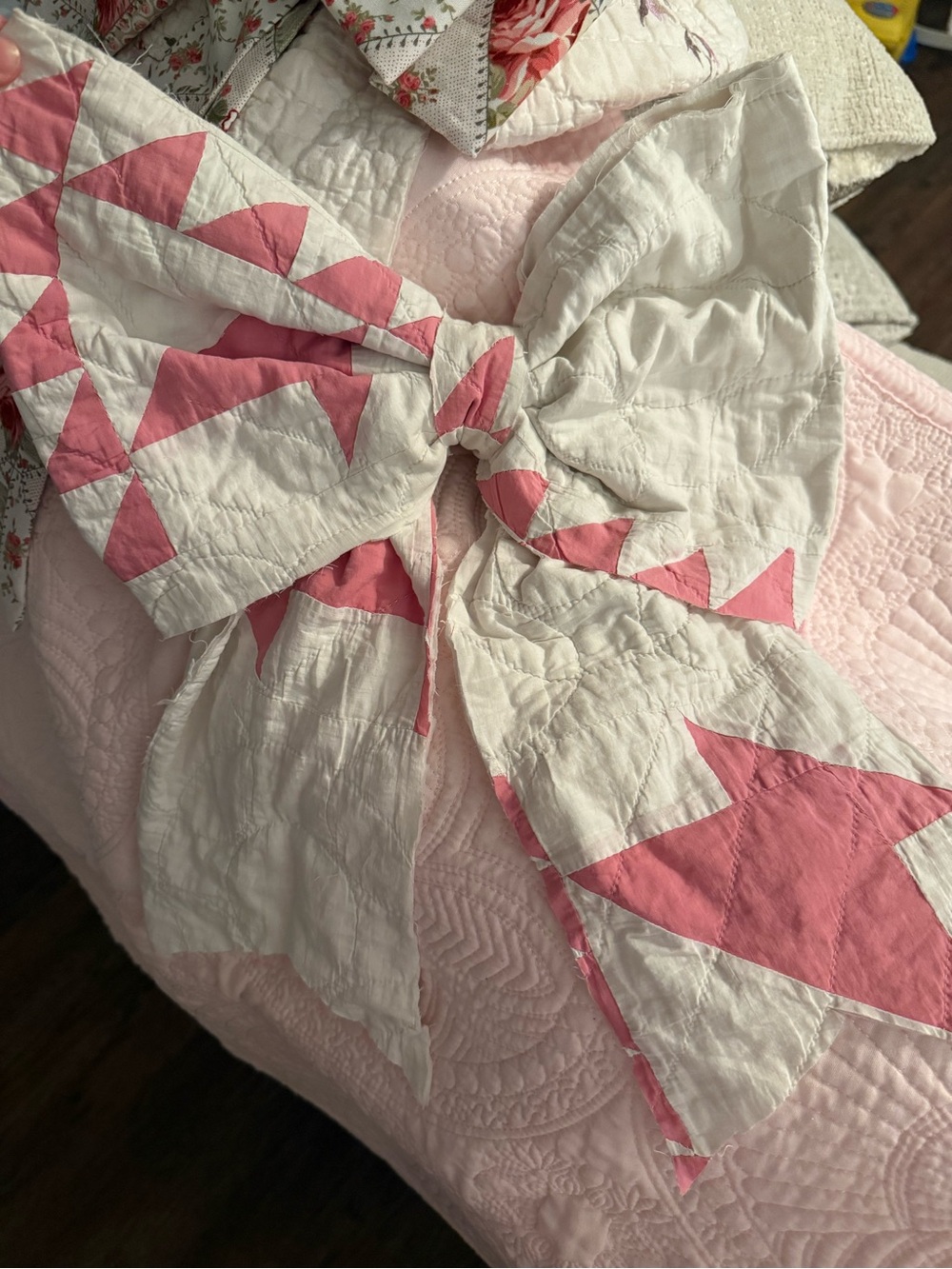 Pink and White Vintage Star Patchwork Bow Quilt Accent